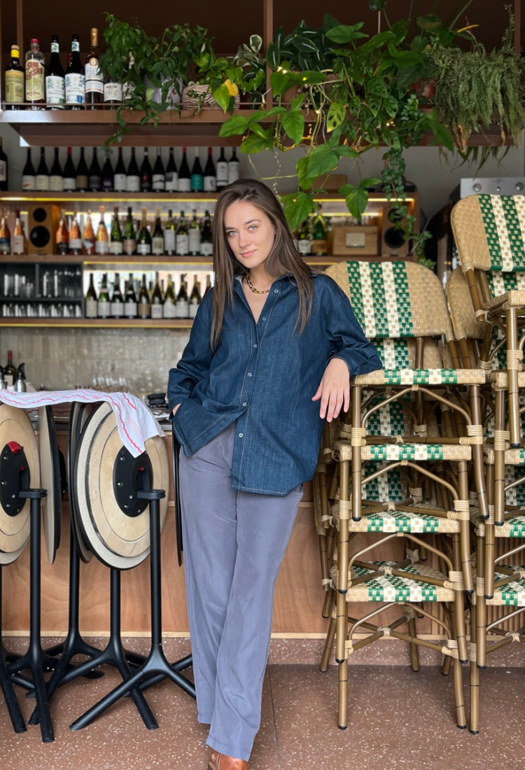 חולצת אורי ג׳ינס כחול כהה