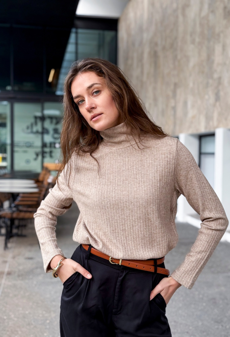 Lily stone rib Turtleneck Shirt