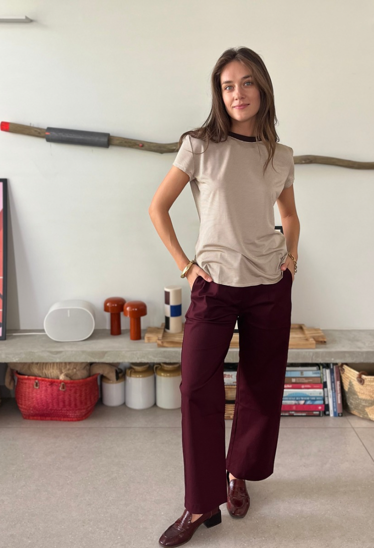 חולצת לו פסים אבן ושמנת עם מפתח חום שוקולד