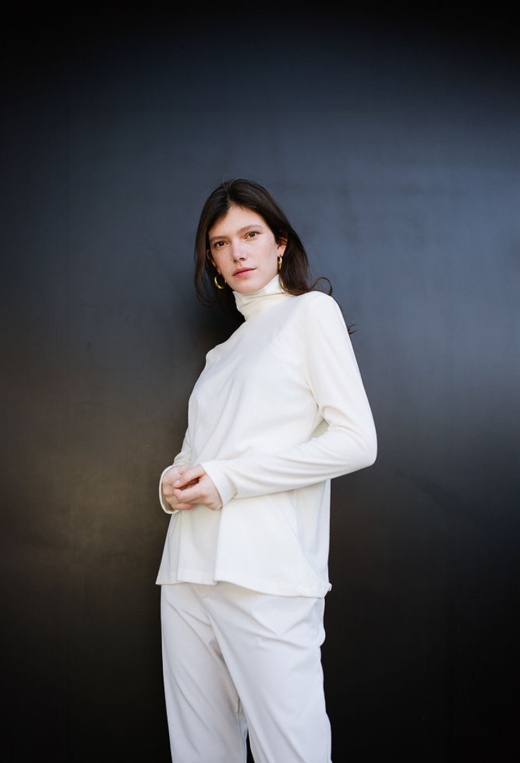 Or white Turtleneck Shirt