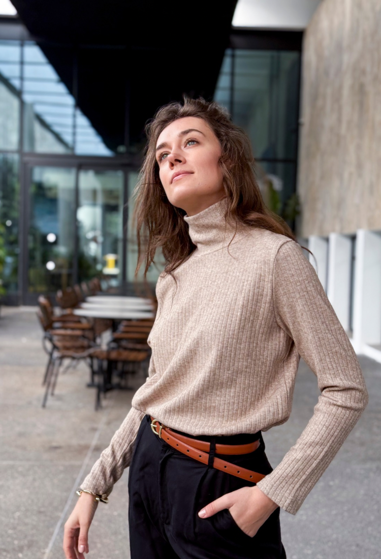 Lily stone rib Turtleneck Shirt