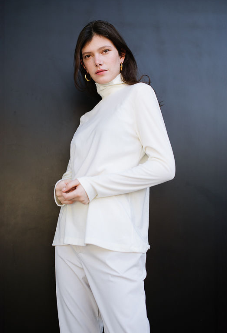 Or white Turtleneck Shirt