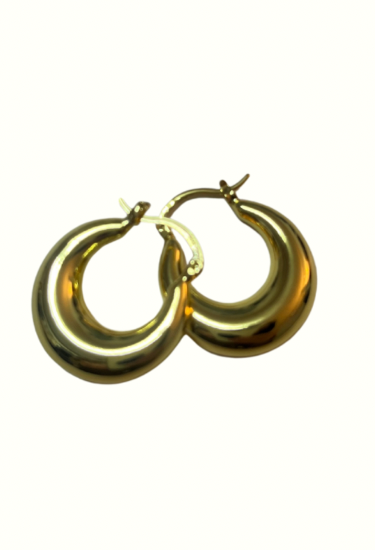 Golden medium huggie hoop earrings