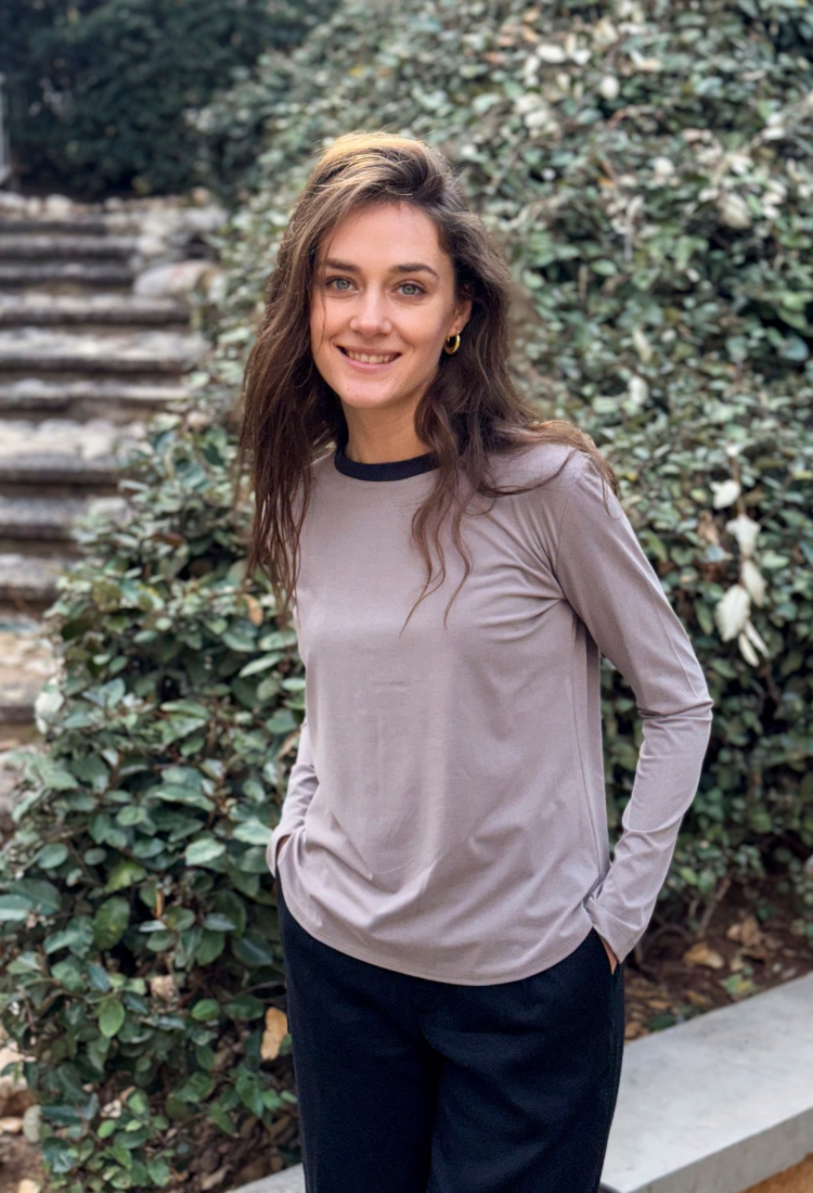 Light gray cotton lou shirt