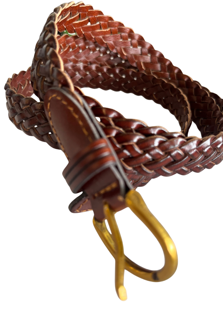 חגורת ניקי- חגורת עור צמה בצבע קאמל