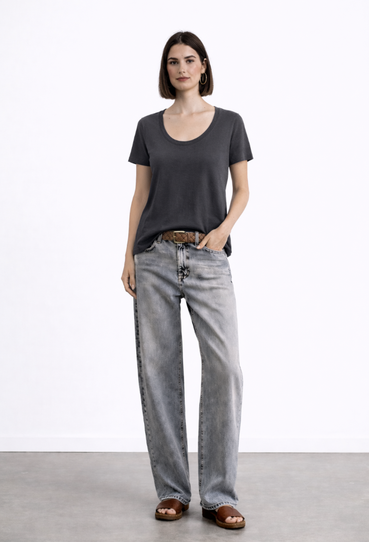 חולצת איילת אפור כהה