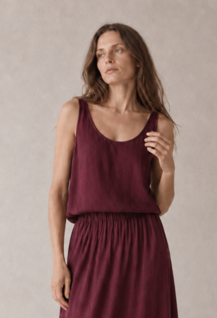 Lily Bordeaux sleeveless shirt