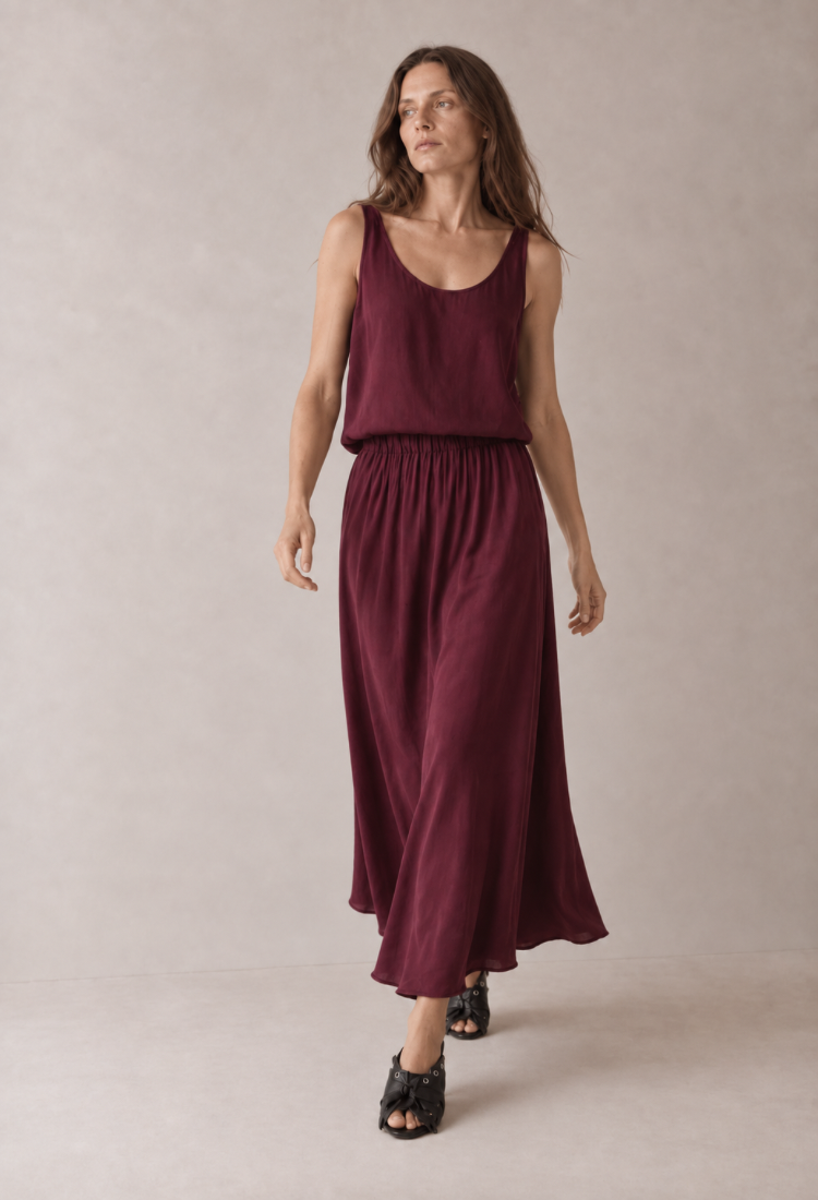Set of Lily sleeveless top and Sue smoky Bordeaux maxi skirt