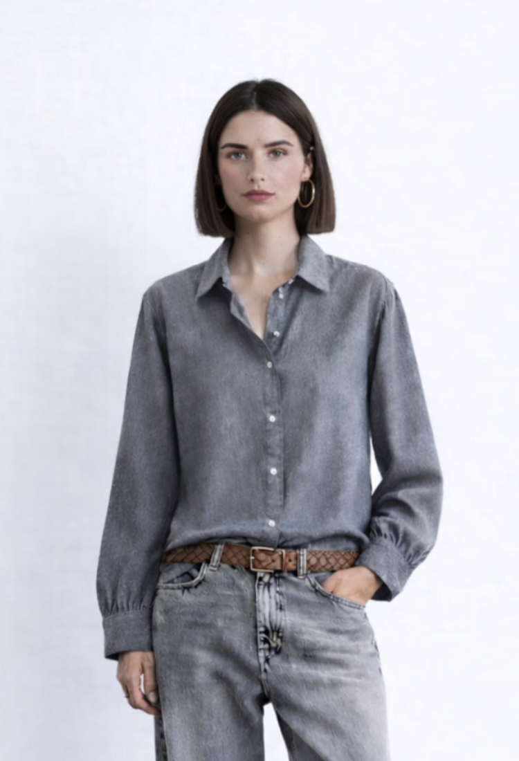 חולצת ניל אפור ווש -הזמנה מראש תאריך הגעה 25/3