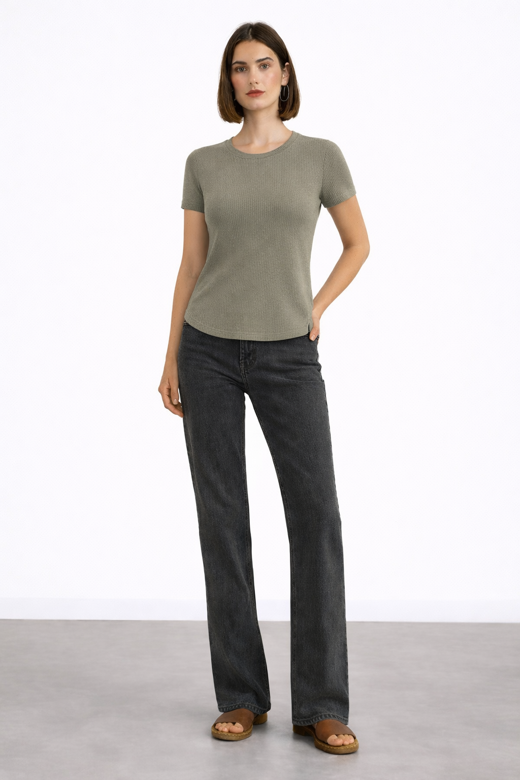 חולצת לו ירוק זית ווש