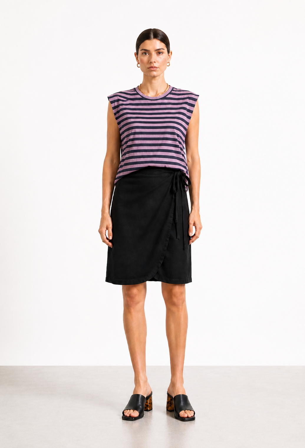Gili purple and blue stripes sleevless shirt