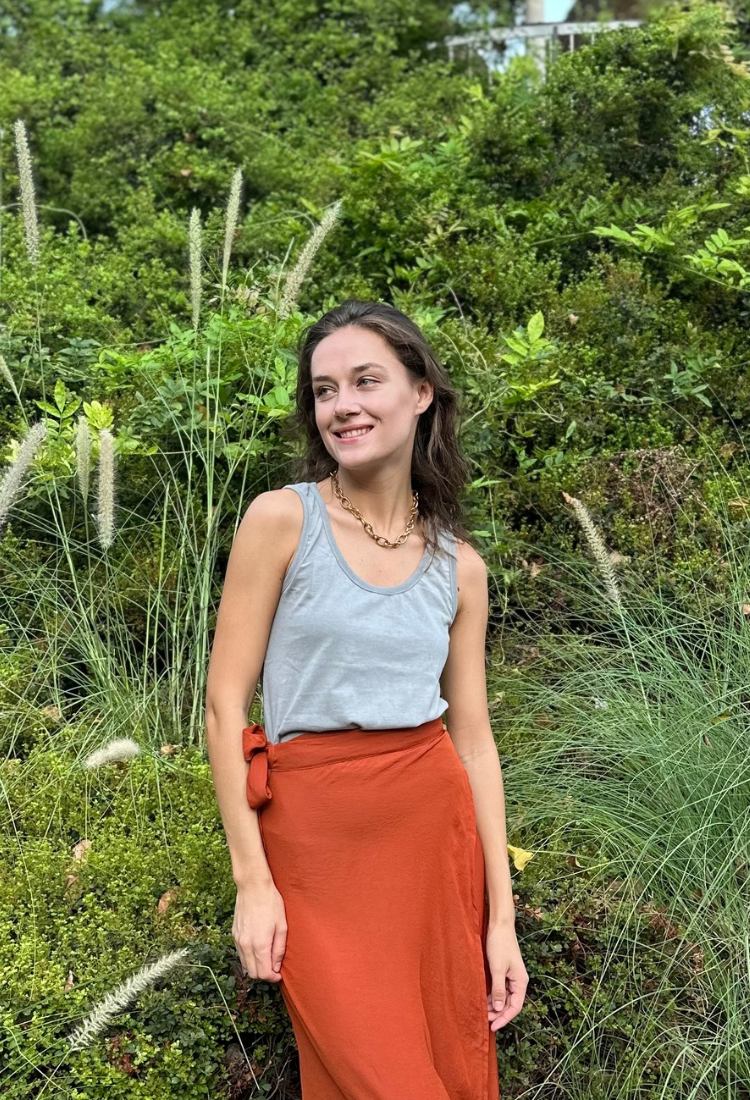 Bar wash gray tank top