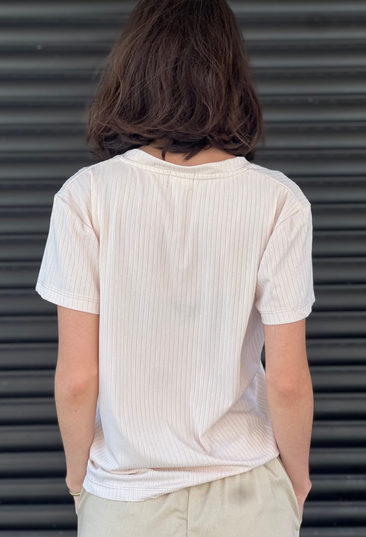 Elli cream rib short sleeves  V shirt