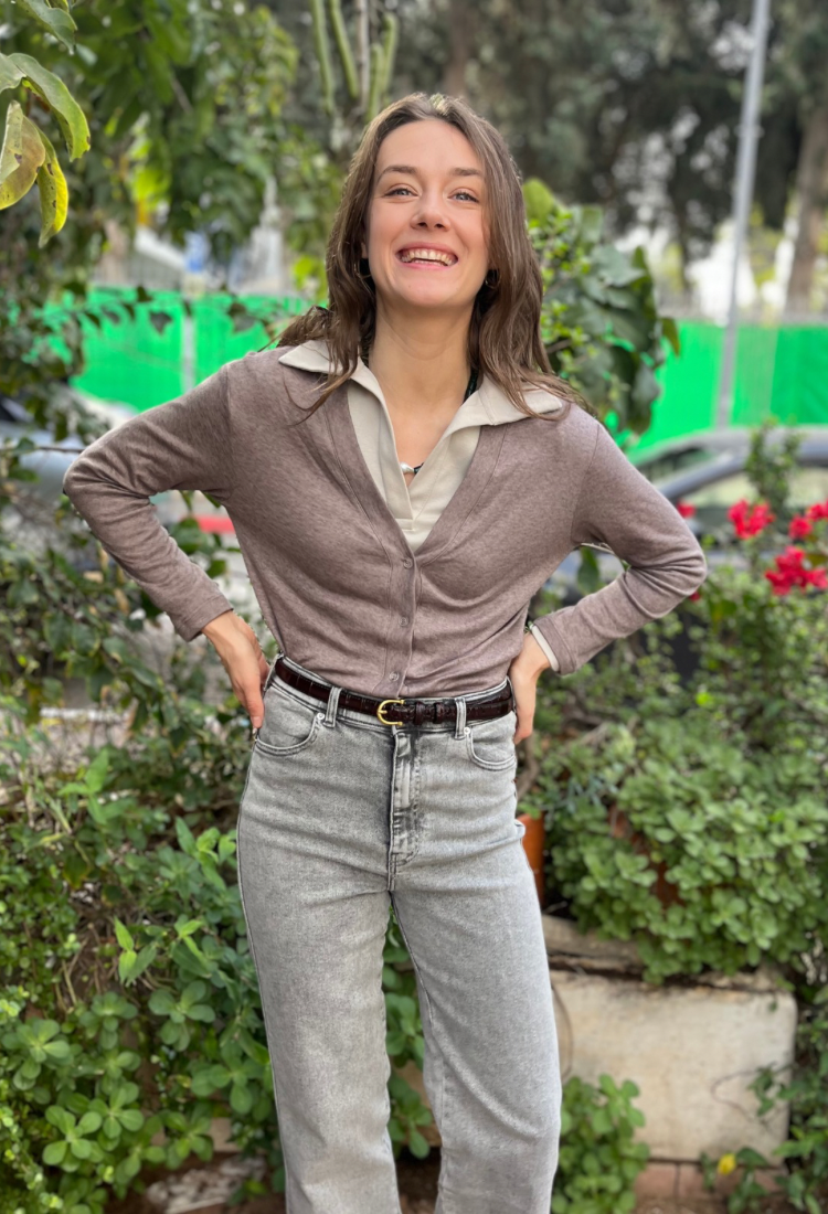 חולצת/עליונית עלמה חומה