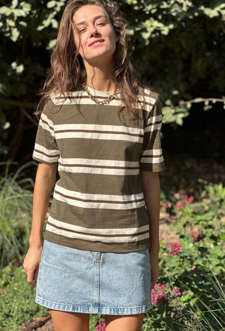 חולצת בילי פסים ירוק לבן