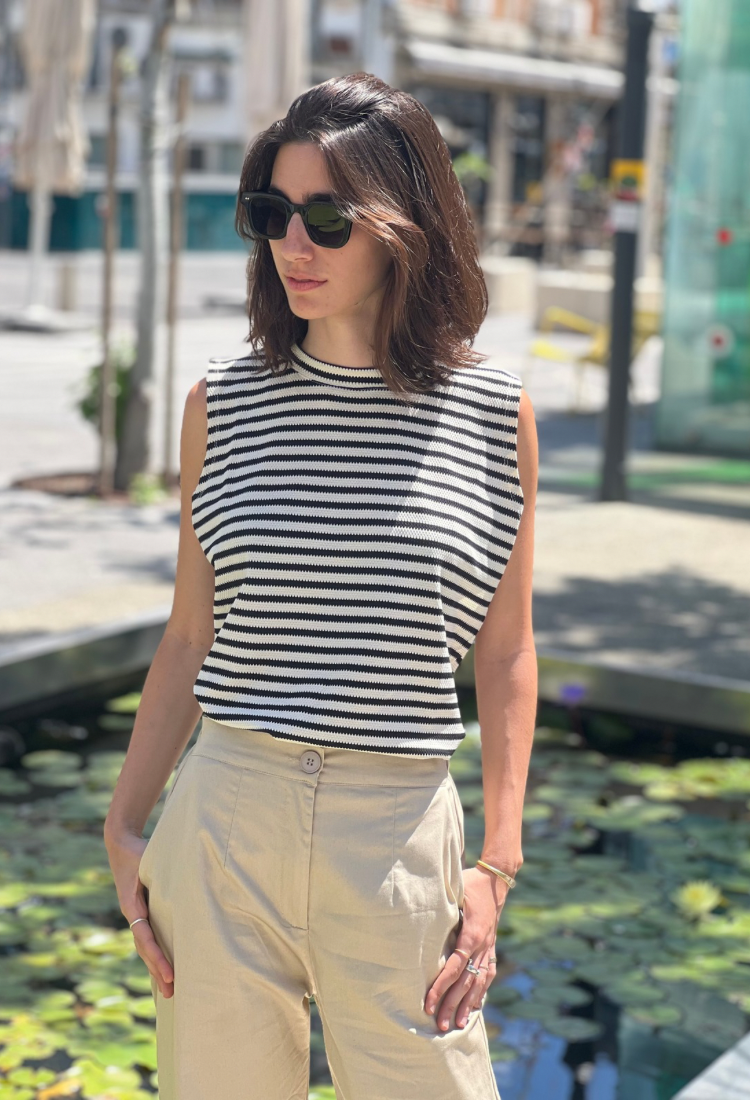 Lori white and black stripes  sleeveless shirt