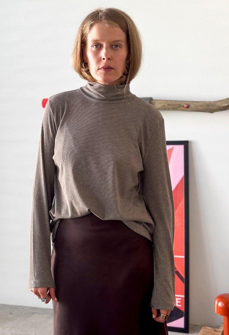 Lily gray Turtleneck Shirt