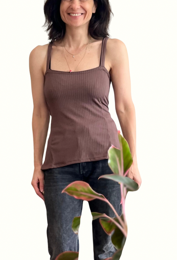 Romi brown top