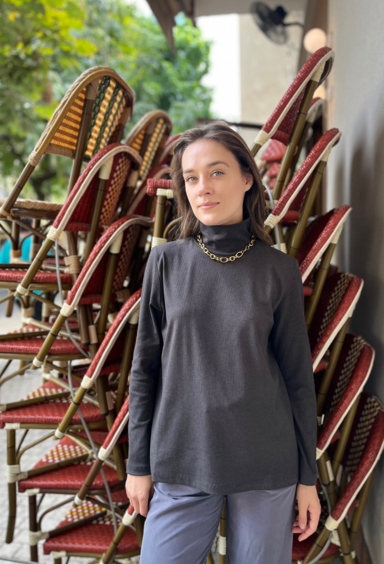 Lily turtleneck top in Dark gray