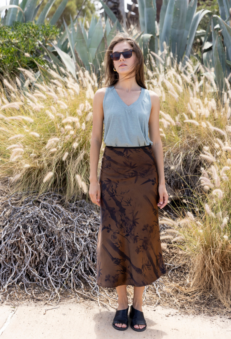 Didi pistachio green Sleeveless V Shirt