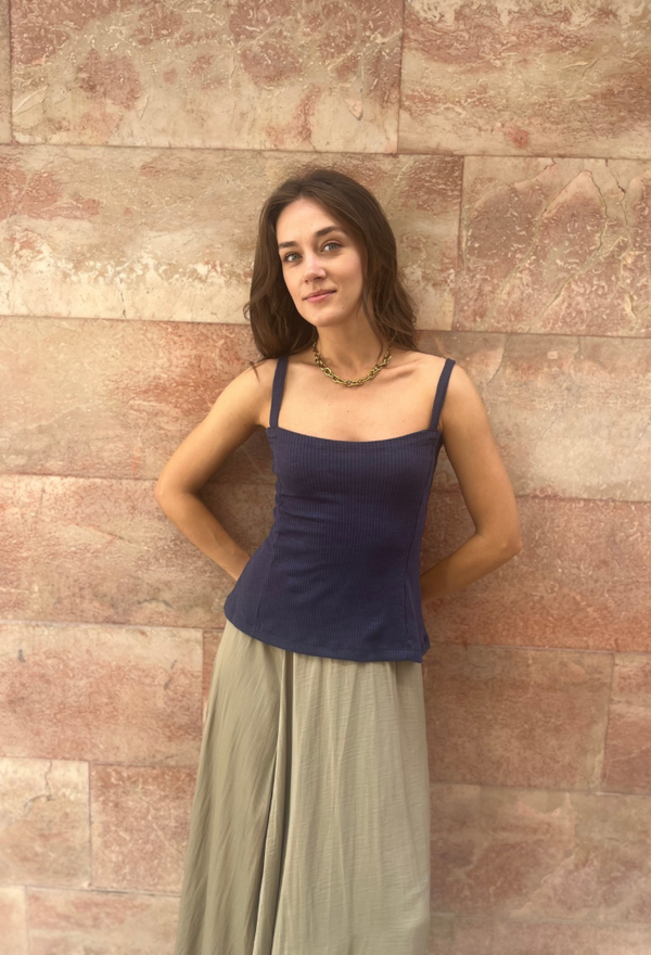גופיית רומיבצבע כחול
