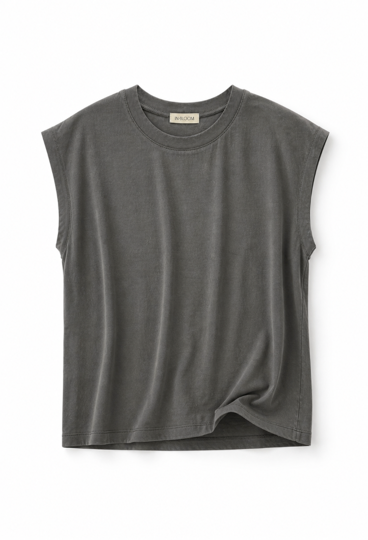 Gili gray sleevless shirt
