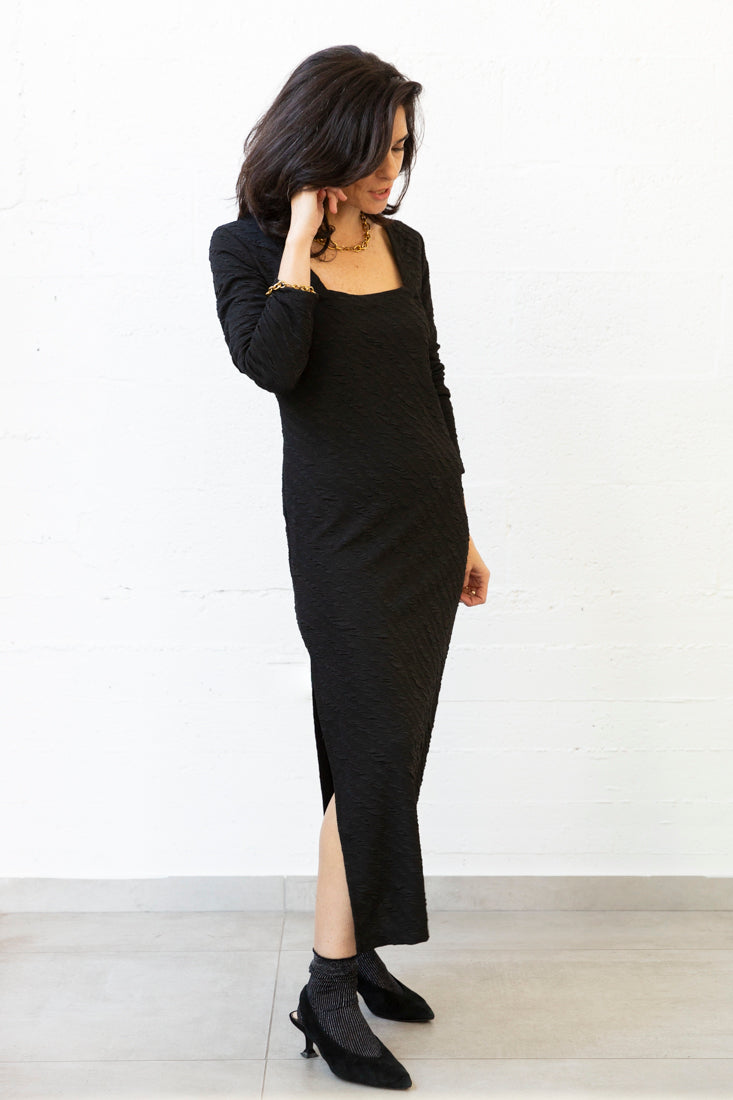 Anna black long Sleeves maxi dress