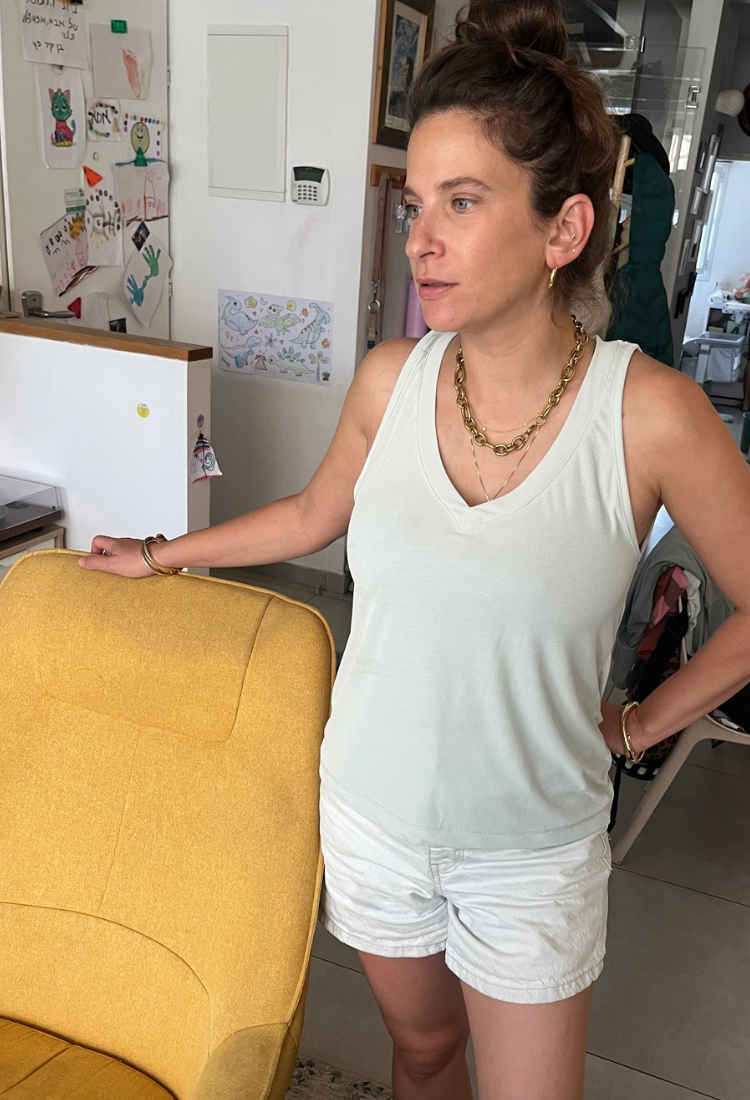 Didi pastel green Sleeveless V Shirt