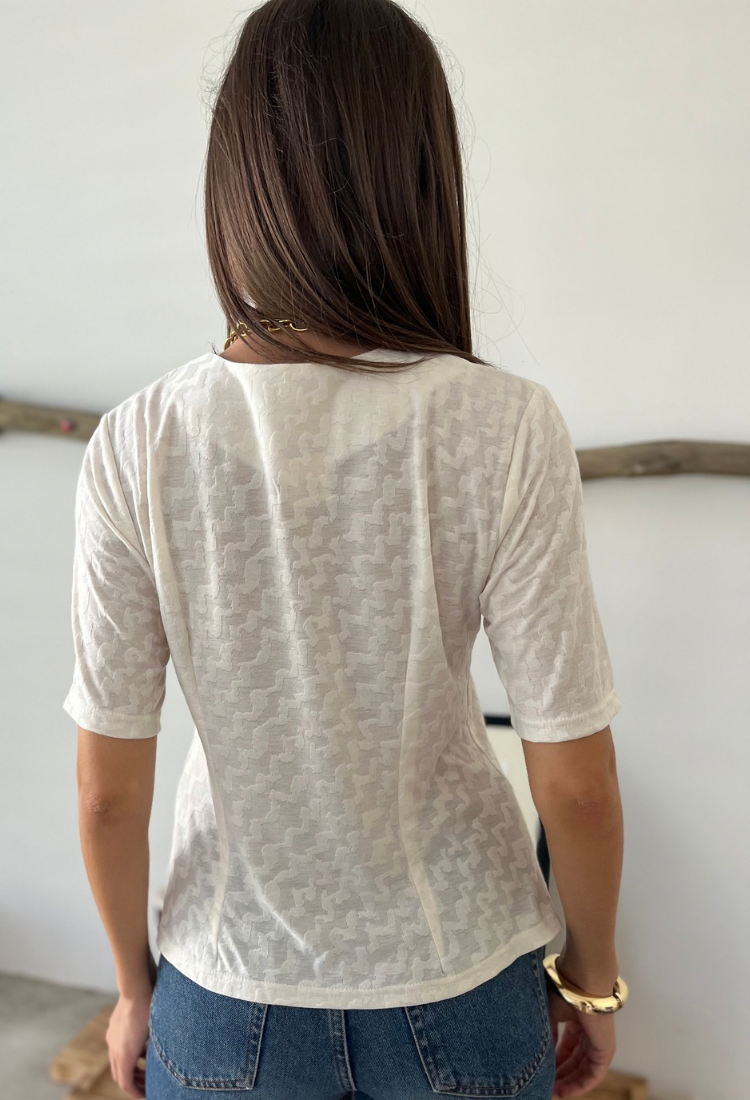 חולצת ליאוני לבנה