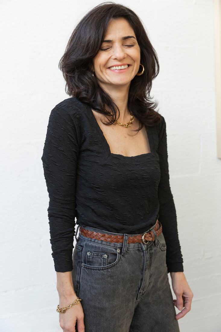 חולצת אנה שחורה