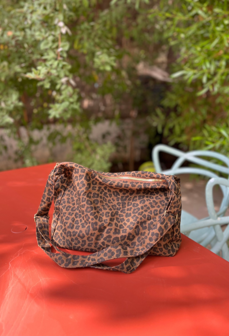 Karni leopard bag