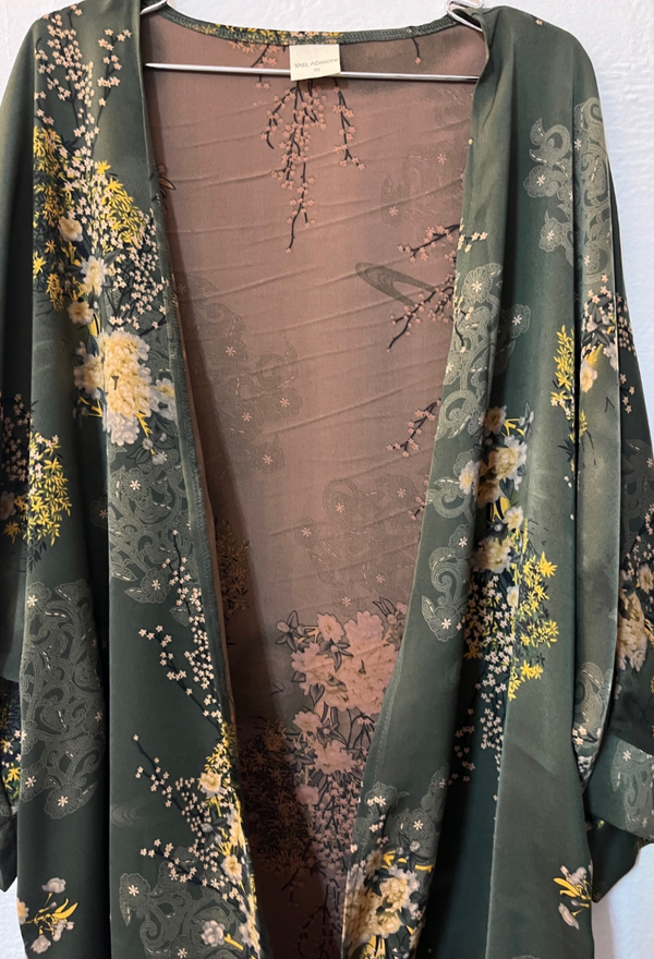 Tom kimono green with  yellow brown flowers print