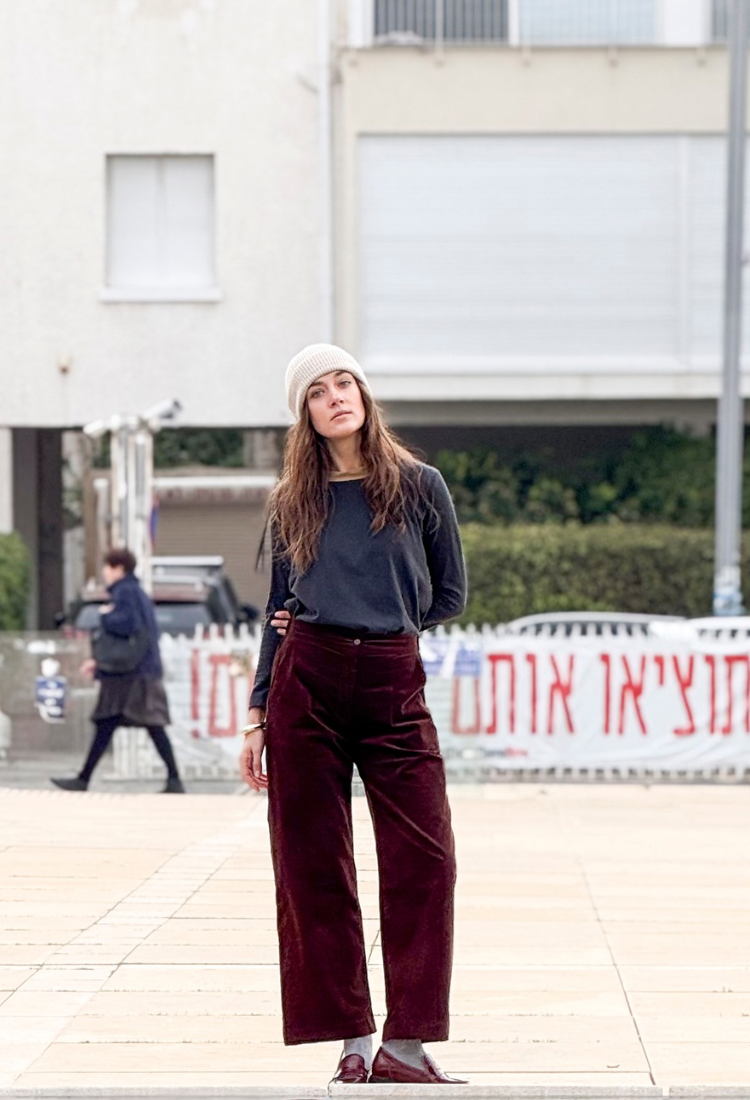 חולצת לורי שחור  ווש