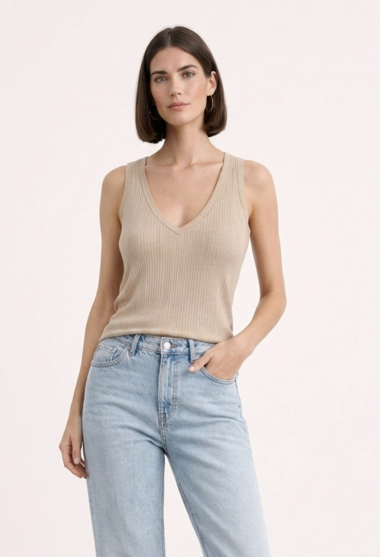 גופיית דידי בצבע קאמל ריב