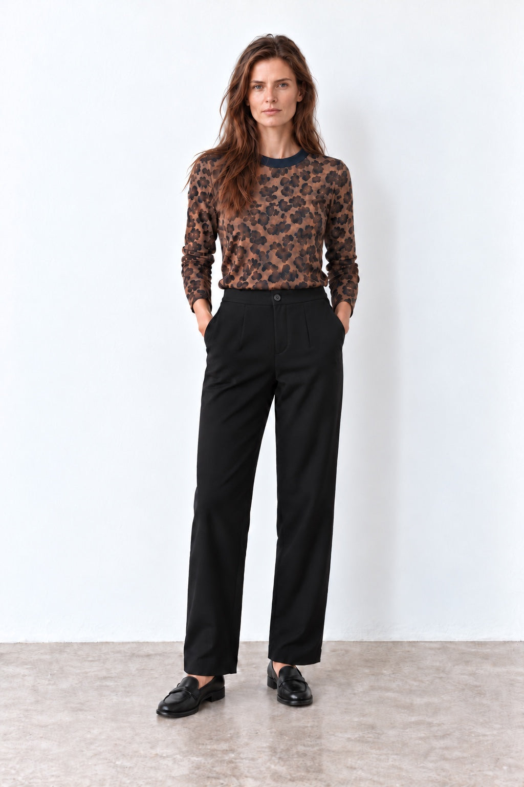 Michal black trousers – front view on model