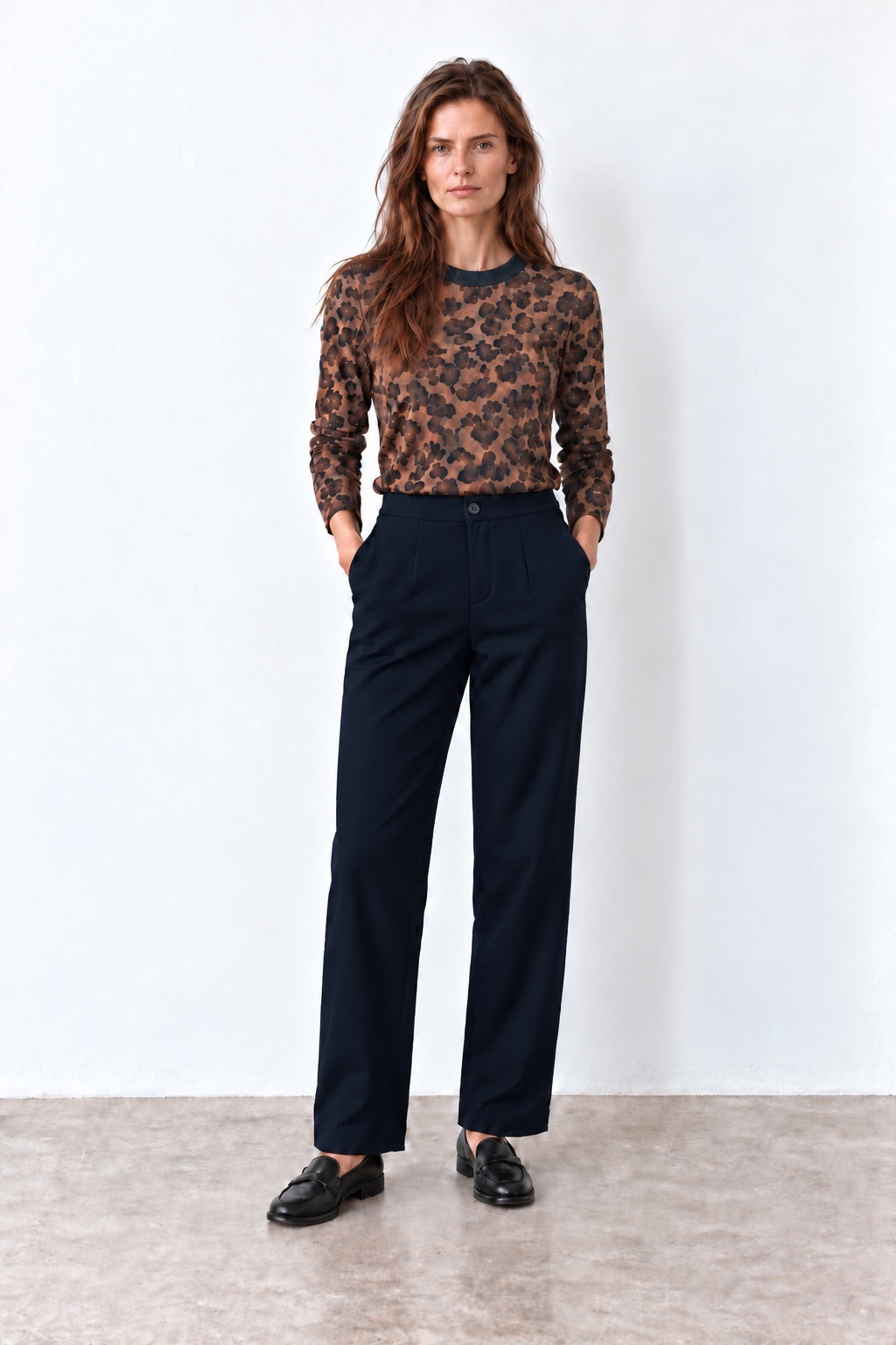 Michal dark navy trousers – front view on model