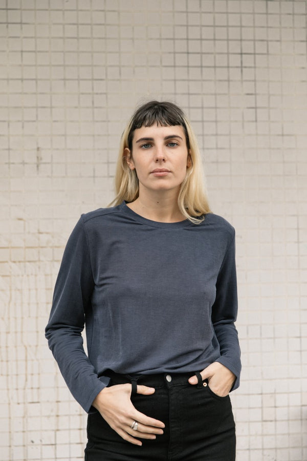 Billy  dark gray shirt