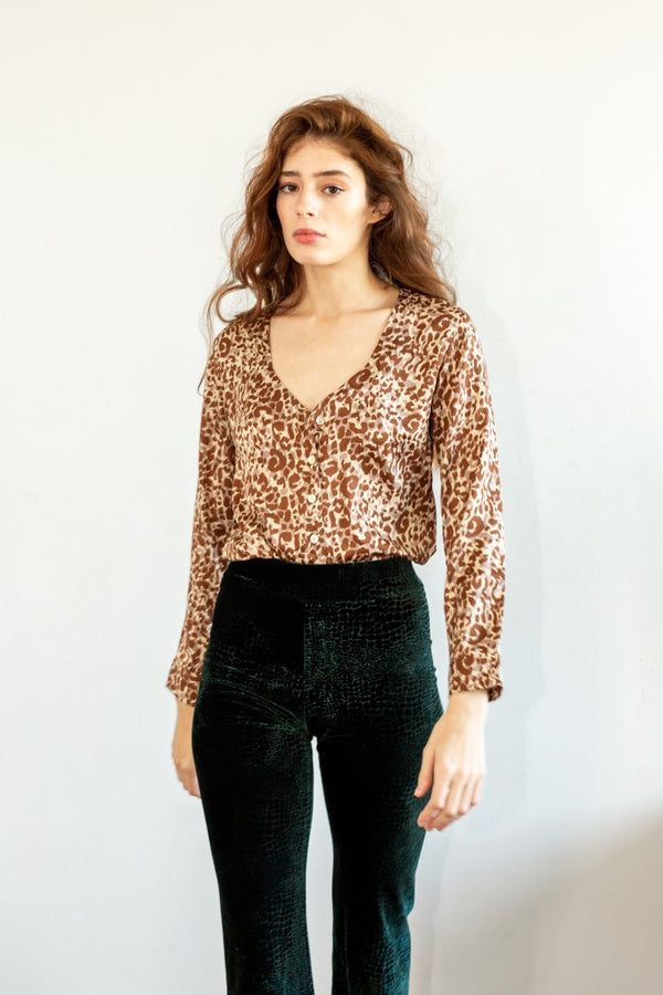 Leonie brown leopard print  button shirt